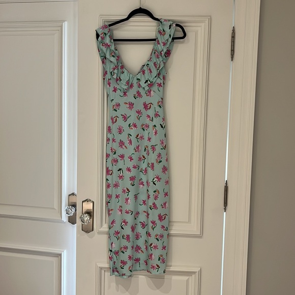 Zara Dress - Picture 2 of 7